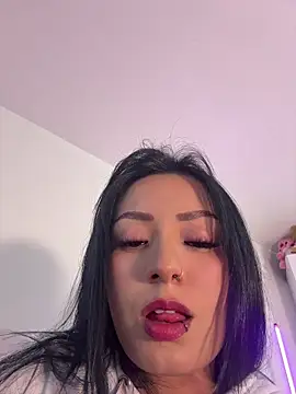 Snapshot of missycanoo chatting on 06/01/26, 02:35 missycanoo online show from 06/01/26, 02:35