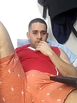 Snapshot of CRISTHIAN_GREY01 chatting on 03/14/25, 05:16 CRISTHIAN GREY01 online show from 03/14/25, 05:16