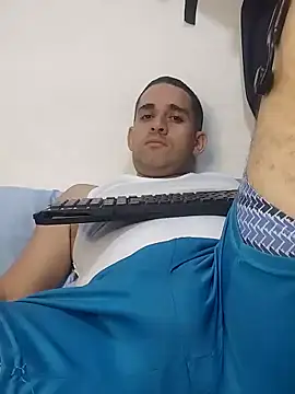 Snapshot of CRISTHIAN_GREY01 chatting on 03/17/25, 05:56 CRISTHIAN GREY01 online show from 03/17/25, 05:56