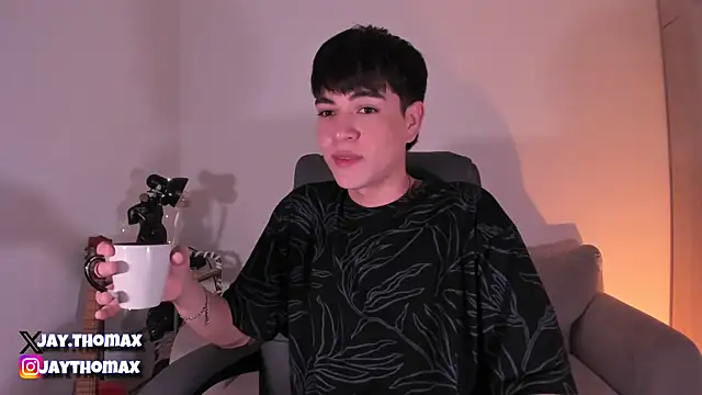 Snapshot of JaycoThomas chatting on 02/08/25, 11:13 JaycoThomas online show from 02/08/25, 11:13