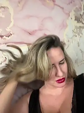 LanaShockk online show from 02/01/25, 05:26