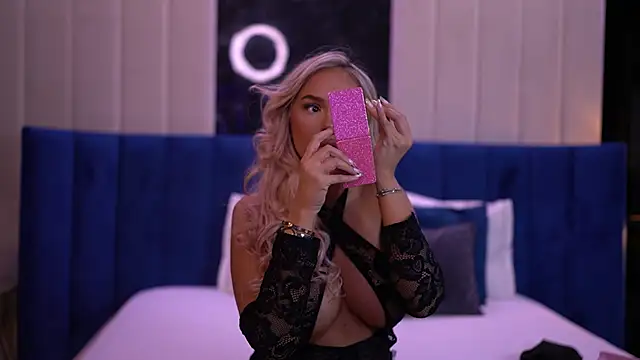 SelenaFrost online show from 02/08/25, 07:59