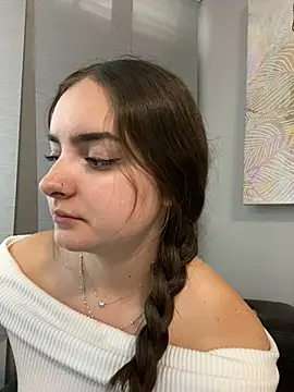 imlindapink online show from 02/13/25, 08:03