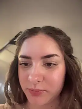 Snapshot of imlindapink chatting on 01/05/26, 06:11 imlindapink online show from 01/05/26, 06:11