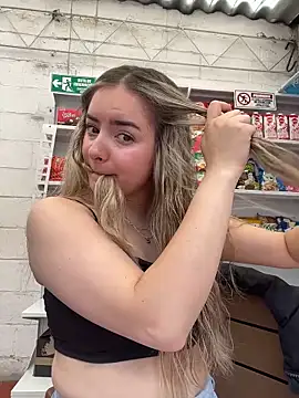 Snapshot of imlindapink chatting on 02/09/26, 05:28 imlindapink online show from 02/09/26, 05:28