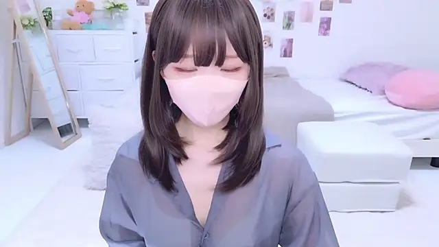 328 mitsuha online show from 11/09/25, 11:19