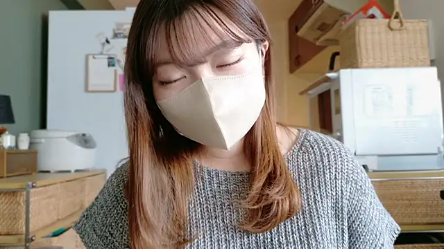 Snapshot of _Yui_ chatting on 10/07/25, 03:36 Yui online show from 10/07/25, 03:36