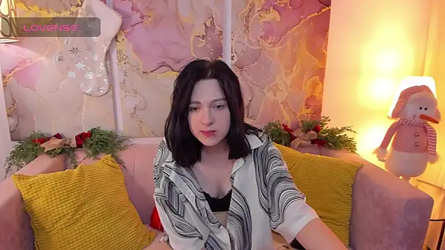 Snapshot of fiamoory chatting on 12/20/24, 04:42 fiamoory online show from 12/20/24, 04:42