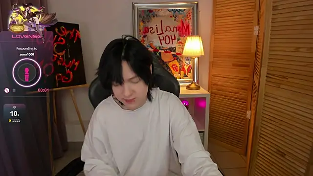 Snapshot of fiamoory chatting on 02/03/25, 07:40 fiamoory online show from 02/03/25, 07:40