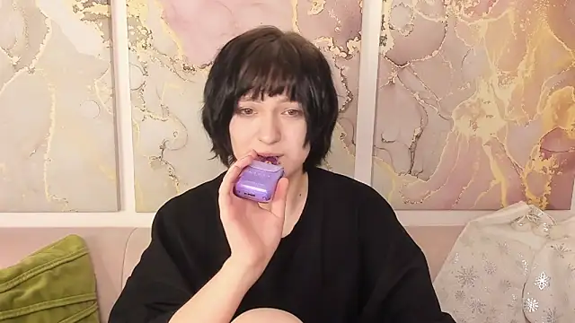 fiamoory online show from 12/05/25, 01:14