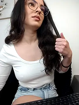 saidaskye online show from 04/18/26, 05:17