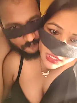 Snapshot of Radhikadavi879 chatting on 09/08/25, 04:06 Radhikadavi879 online show from 09/08/25, 04:06