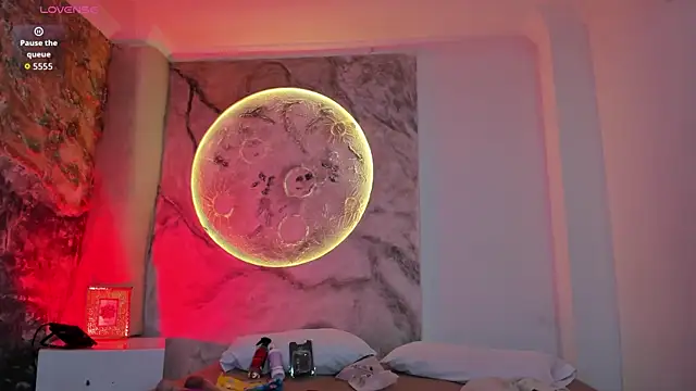 JulietaKane online show from 02/15/26, 05:04