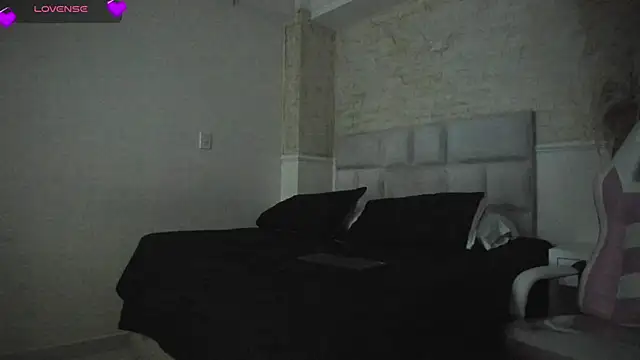 JulietaKane online show from 07/22/26, 08:44