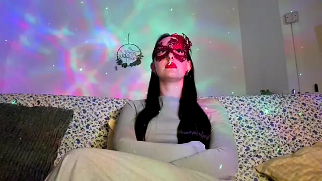 LexiSnowUK online show from 12/03/25, 10:30