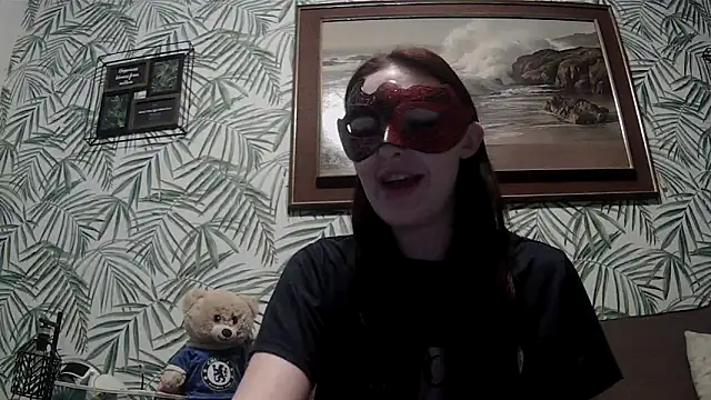 LexiSnowUK online show from 03/16/26, 09:57