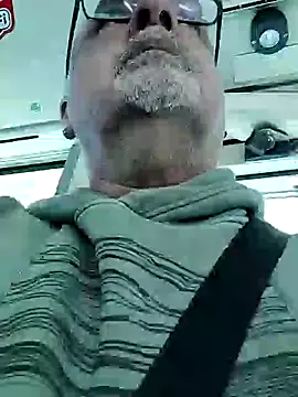 Satiro Sevilla online show from 11/25/25, 11:21