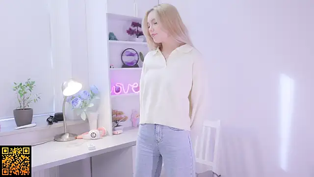 norakisses online show from 10/22/25, 07:52