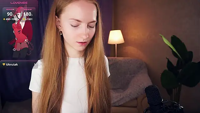 EsmaCarll online show from 03/12/25, 08:52