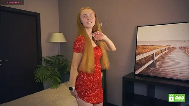 EsmaCarll online show from 09/20/25, 08:21