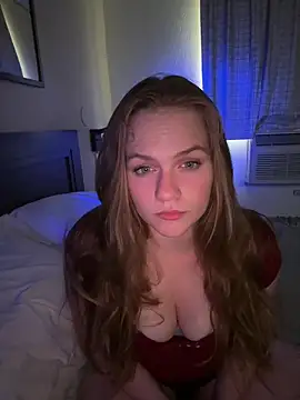 Snapshot of OverlookedHonesty9 chatting on 03/26/26, 12:11 OverlookedHonesty9 online show from 03/26/26, 12:11