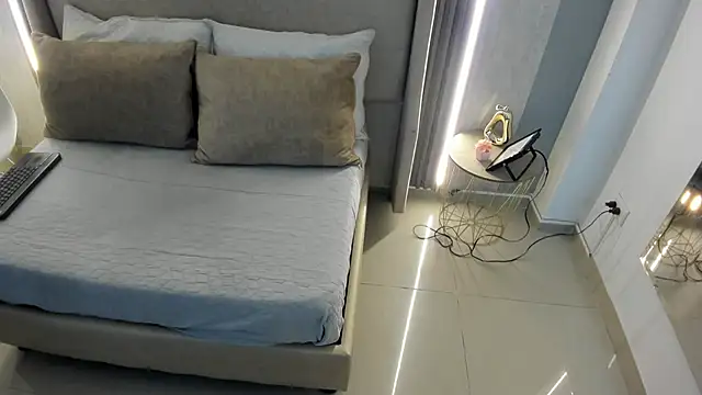 NairobiLee online show from 11/18/25, 11:47