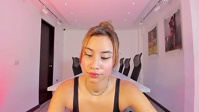 NairobiLee online show from 02/03/26, 10:20