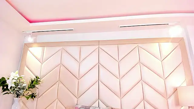 NairobiLee online show from 03/13/26, 11:39