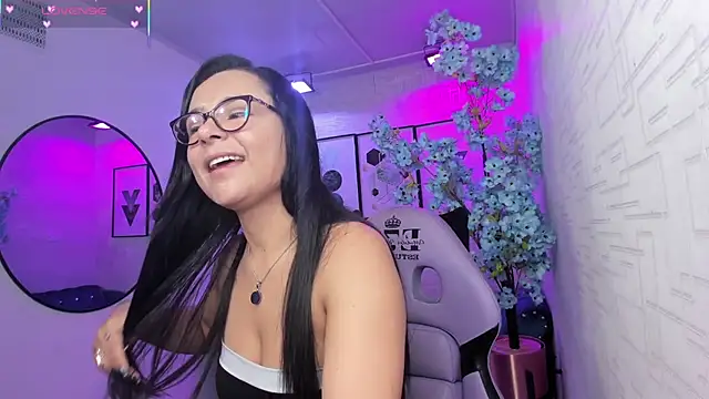 Tiara rr online show from 01/17/26, 03:33