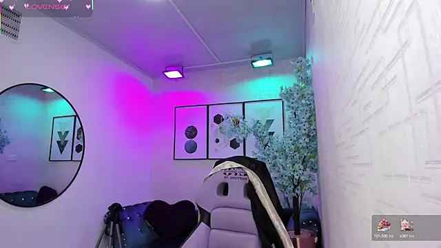 Tiara rr online show from 04/24/26, 03:09