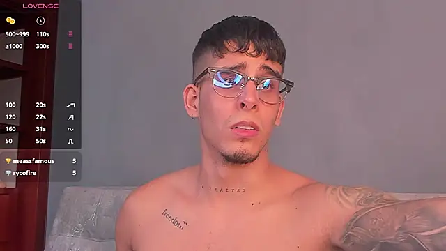 Snapshot of iamcamiloo_ chatting on 12/28/24, 12:36 iamcamiloo online show from 12/28/24, 12:36