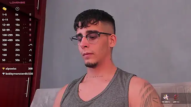 Snapshot of iamcamiloo_ chatting on 01/19/25, 06:00 iamcamiloo online show from 01/19/25, 06:00