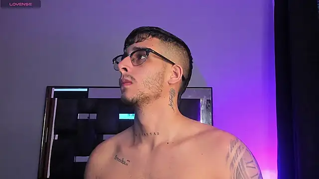 Snapshot of iamcamiloo_ chatting on 03/11/25, 12:50 iamcamiloo online show from 03/11/25, 12:50