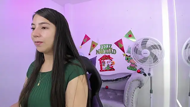 Ema louis  online show from 12/23/24, 11:57