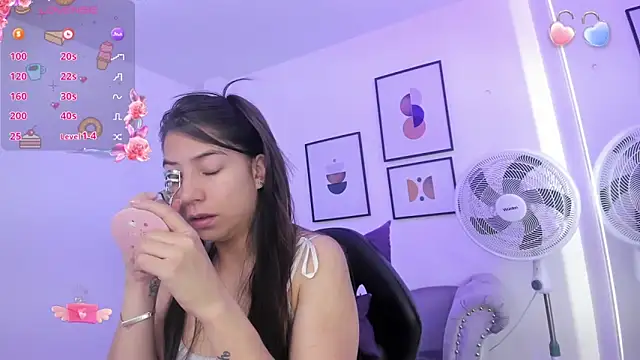 Ema louis  online show from 01/28/25, 12:43