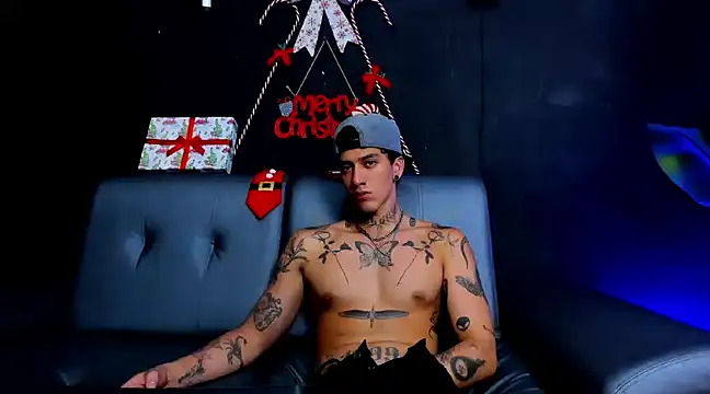 JUSTIN FULLER1 online show from 12/07/24, 04:58