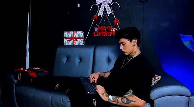 JUSTIN FULLER1 online show from 12/11/24, 12:55