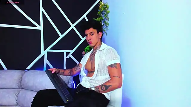 JUSTIN FULLER1 online show from 02/06/25, 12:33