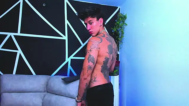 JUSTIN FULLER1 online show from 02/09/25, 02:49