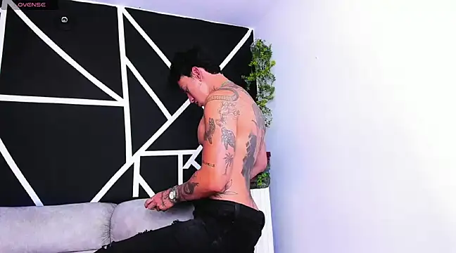 JUSTIN FULLER1 online show from 02/23/25, 12:41