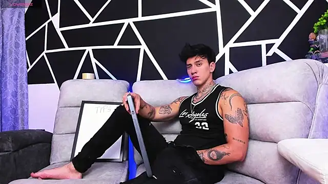 JUSTIN FULLER1 online show from 02/27/25, 12:10