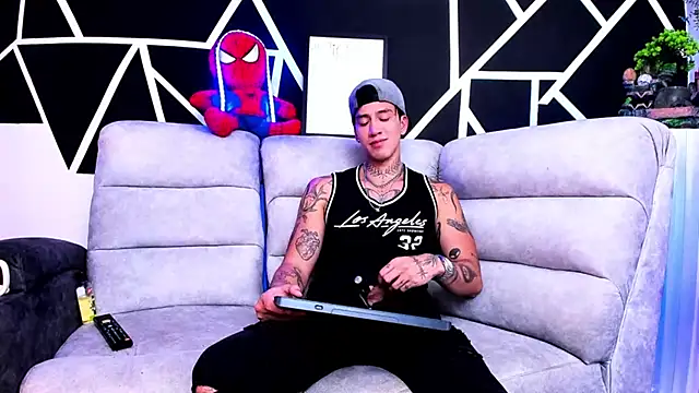 JUSTIN FULLER1 online show from 03/10/25, 01:45