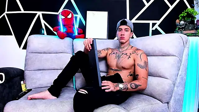 JUSTIN FULLER1 online show from 03/10/25, 04:49