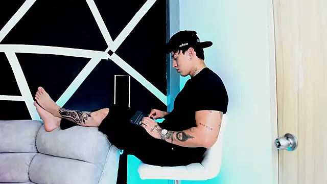 JUSTIN FULLER1 online show from 09/30/25, 08:58