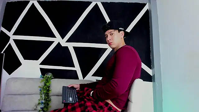 JUSTIN FULLER1 online show from 11/06/25, 09:59