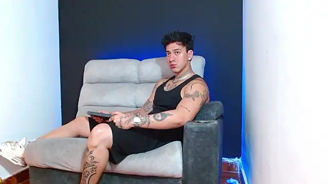 Snapshot of JUSTIN_FULLER1 chatting on 01/08/26, 02:47 JUSTIN FULLER1 online show from 01/08/26, 02:47