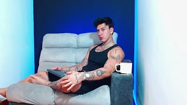 Snapshot of JUSTIN_FULLER1 chatting on 01/15/26, 05:45 JUSTIN FULLER1 online show from 01/15/26, 05:45