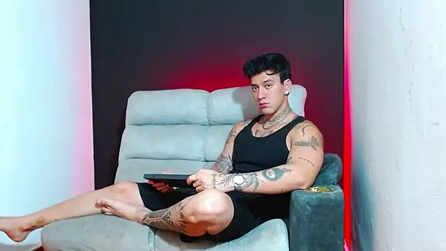 Snapshot of JUSTIN_FULLER1 chatting on 02/06/26, 09:29 JUSTIN FULLER1 online show from 02/06/26, 09:29