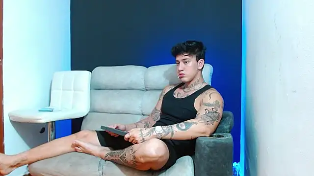 JUSTIN FULLER1 online show from 04/22/26, 10:22