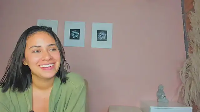 Snapshot of salavictoria chatting on 01/03/25, 06:35 salavictoria online show from 01/03/25, 06:35